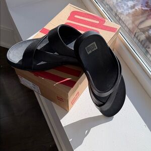 Fitflop Black Cross-Strap Sandals